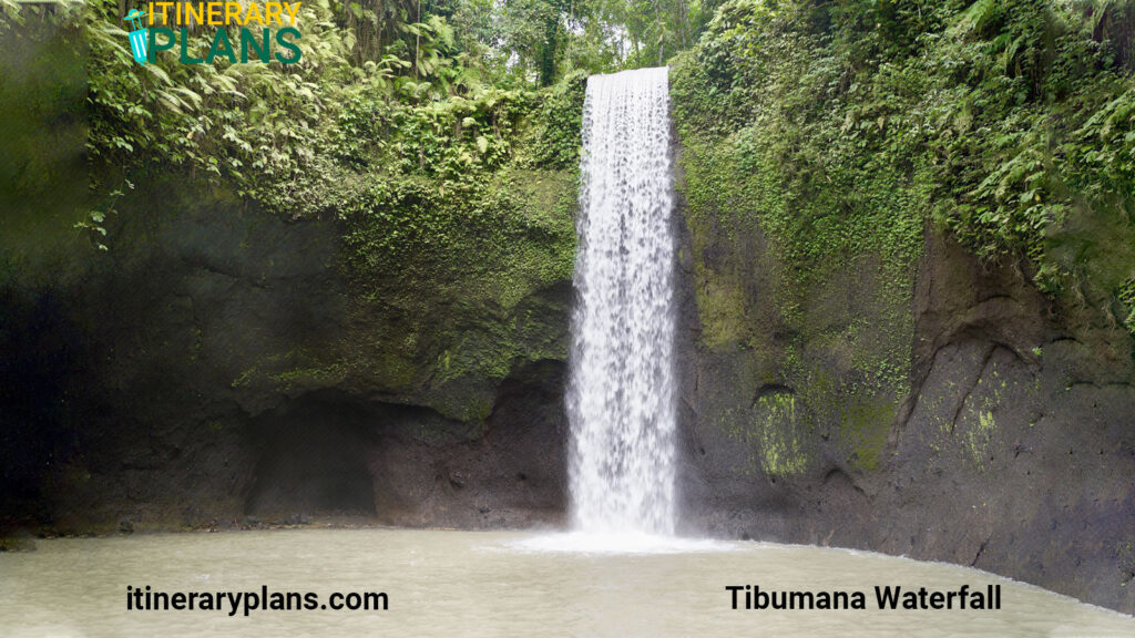 Tibumana-Waterfall