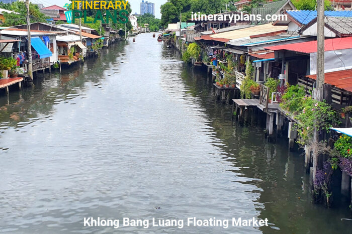 Khlong Bang Luang Floating Market Itinerary: Complete Travel Guide.