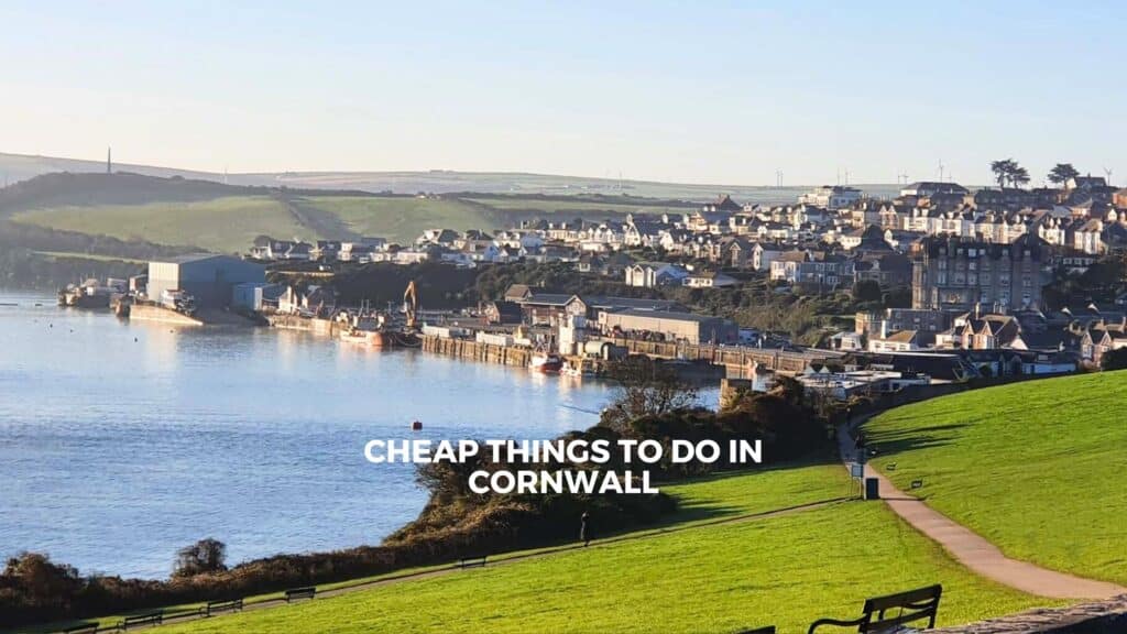 Scenic view of Cornwall's coastline, highlighting affordable activities amidst beautiful landscapes. Cheap Things To Do in Cornwall