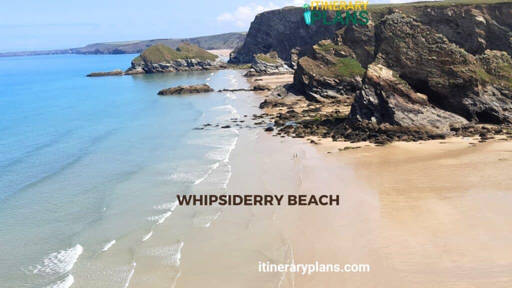 Whipsiderry Beach Cornwall, Cristal water and sandy beach