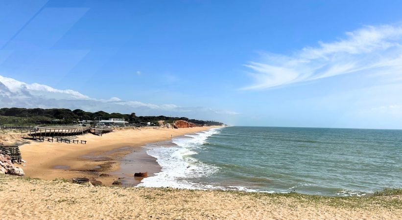 Quarteira Beach