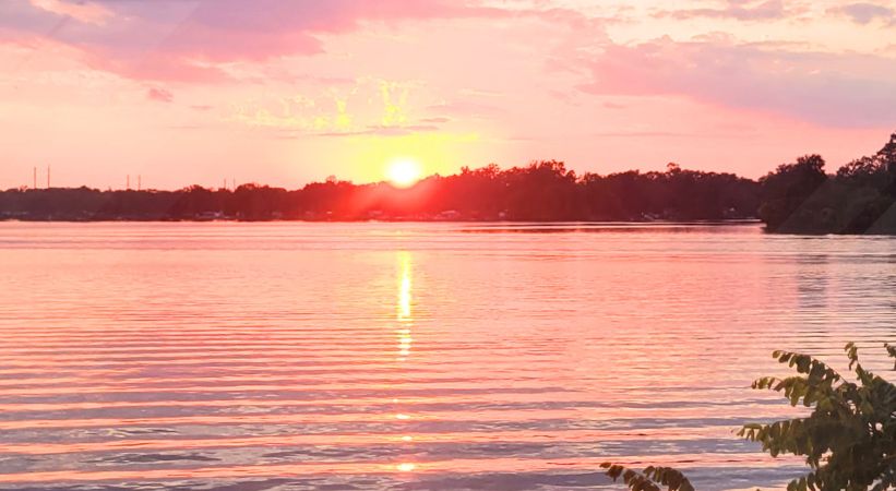 van sciver lake sunset