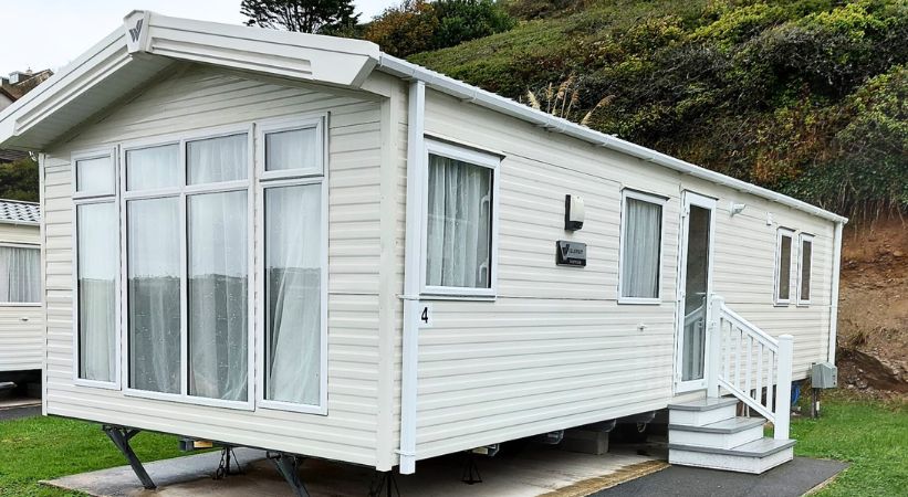 Porth Beach Holiday Park Photo