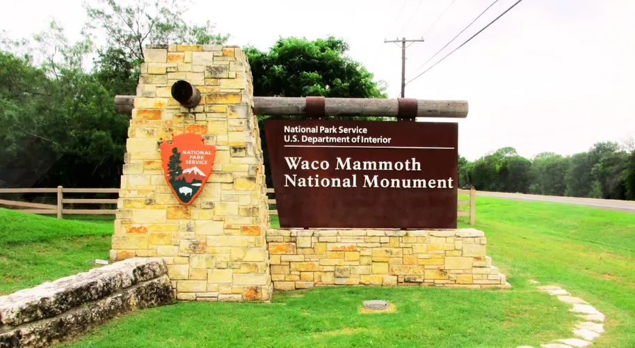 Waco Mammoth National Monument