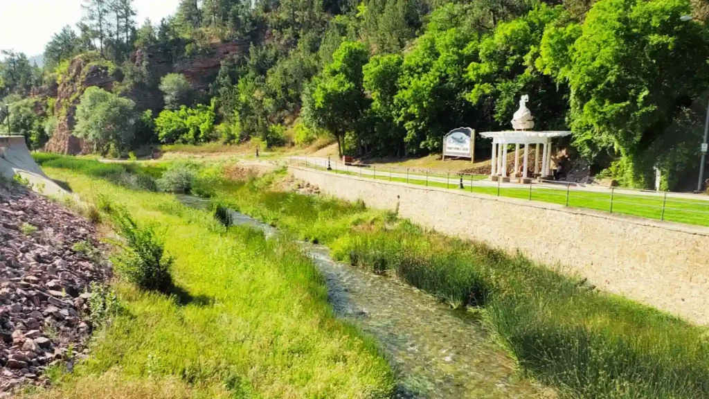 Things to do in hot springs SD