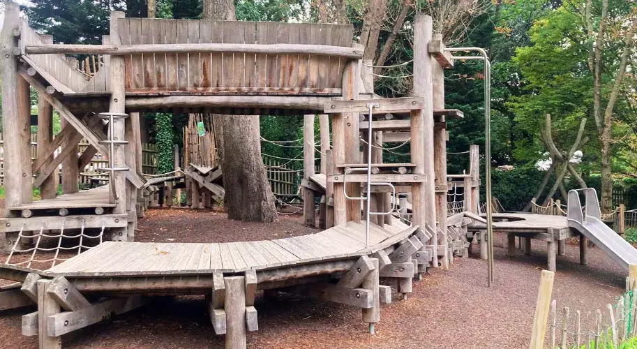Activities in the Holland Park Adventure Playground