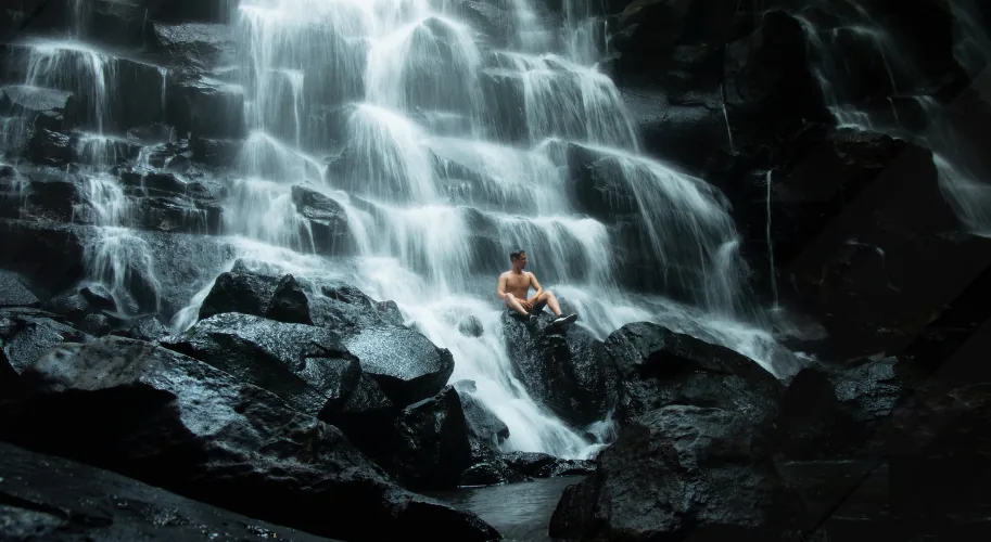 Kanto Lampo Waterfall Visitors